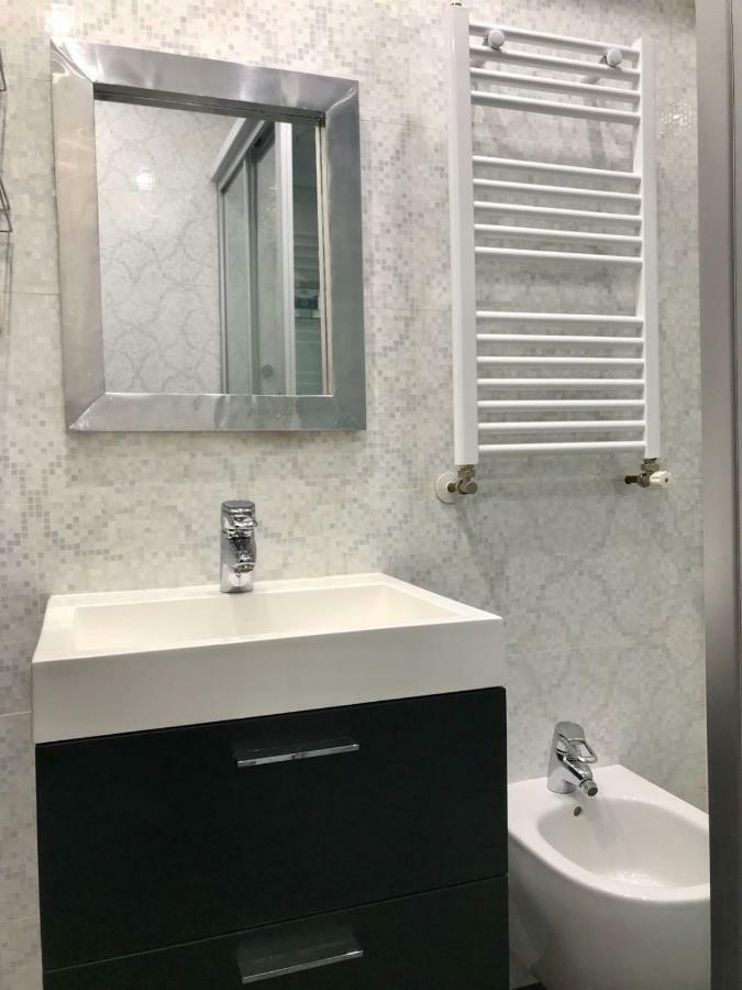 Best Apartment Near Real Madrid Stadium Buitenkant foto